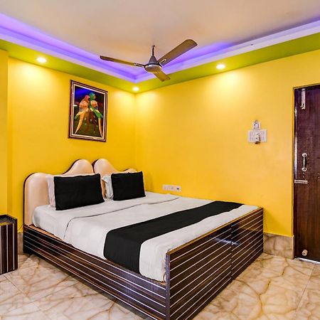 Super Collection O Raj Guest House Near Kolkata Airport Gauripur  Bagian luar foto