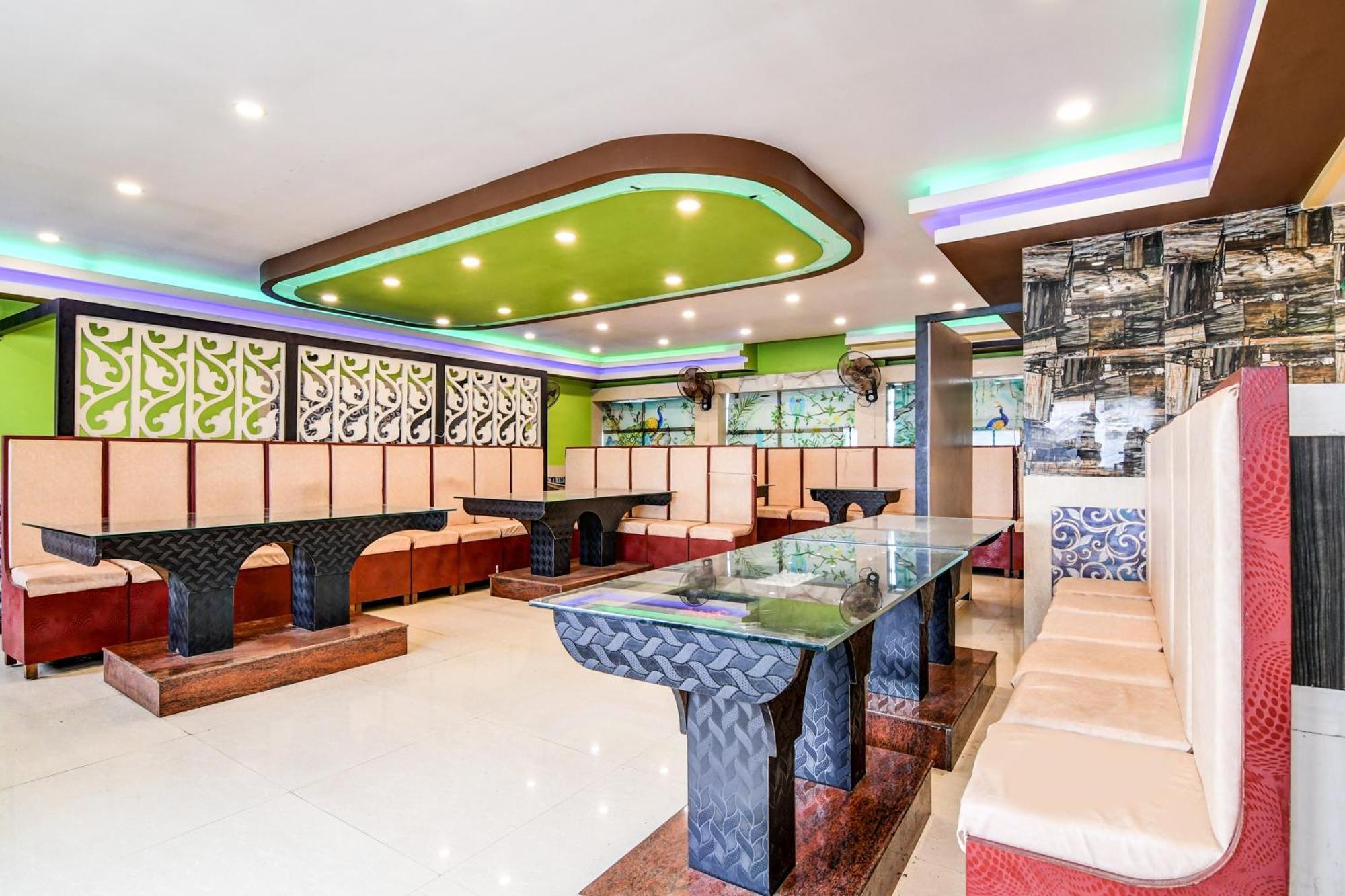 Super Collection O Raj Guest House Near Kolkata Airport Gauripur  Bagian luar foto