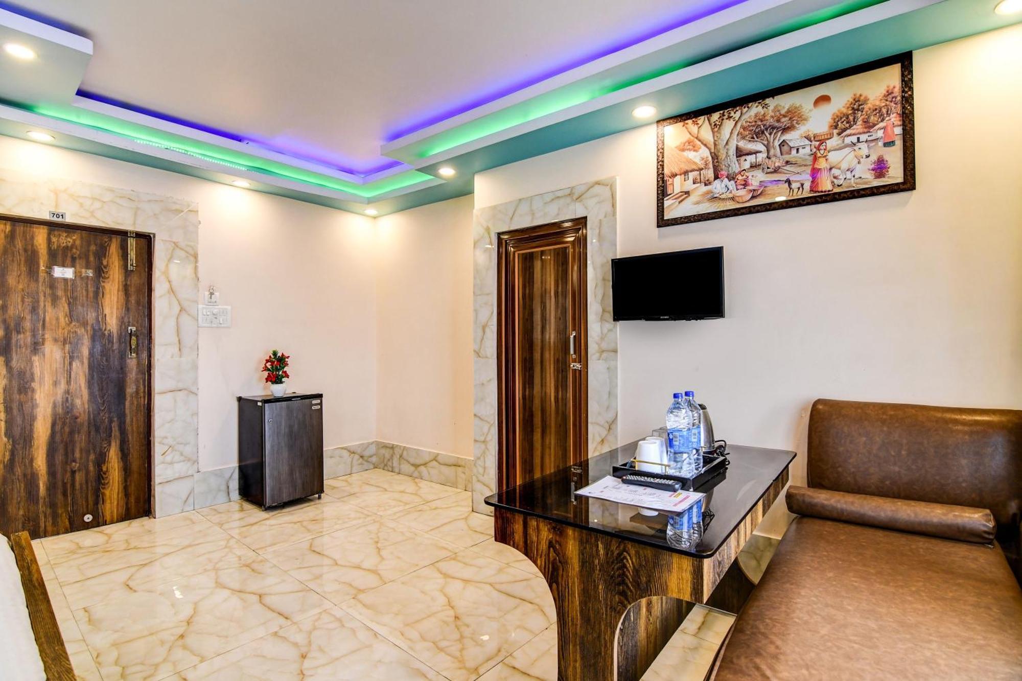 Super Collection O Raj Guest House Near Kolkata Airport Gauripur  Bagian luar foto