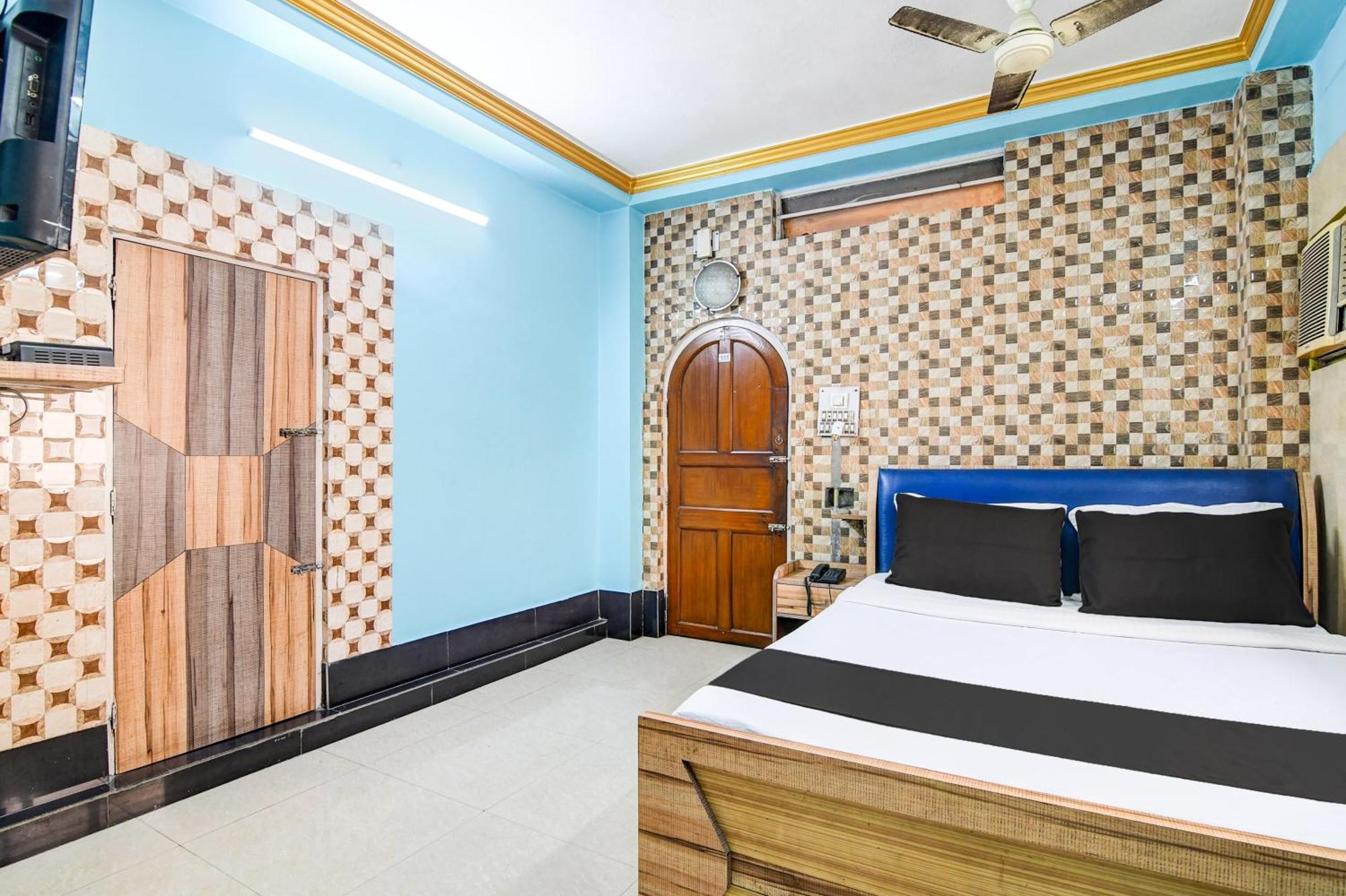 Super Collection O Raj Guest House Near Kolkata Airport Gauripur  Bagian luar foto