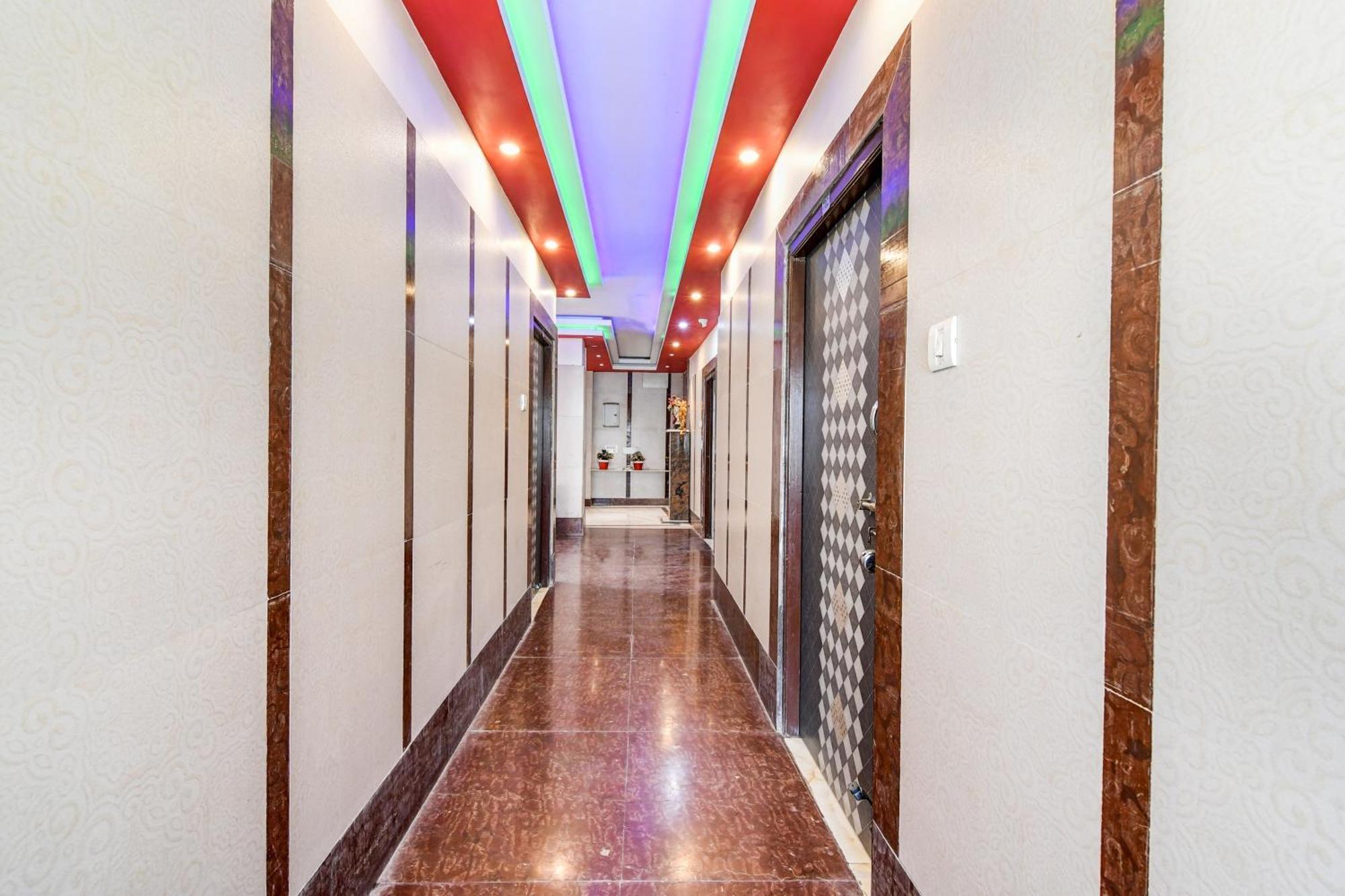 Super Collection O Raj Guest House Near Kolkata Airport Gauripur  Bagian luar foto
