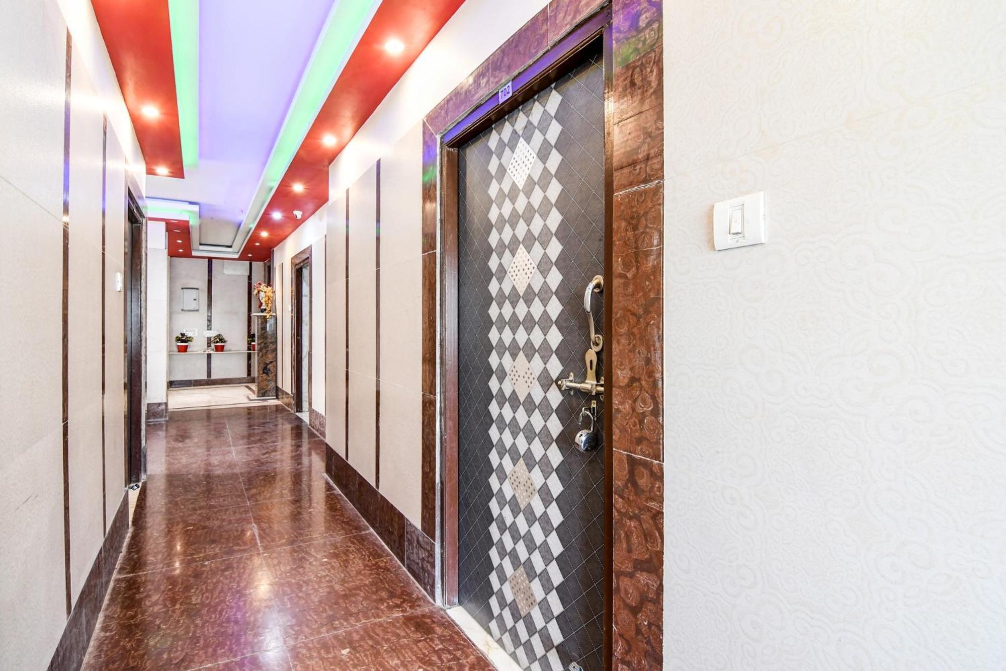 Super Collection O Raj Guest House Near Kolkata Airport Gauripur  Bagian luar foto
