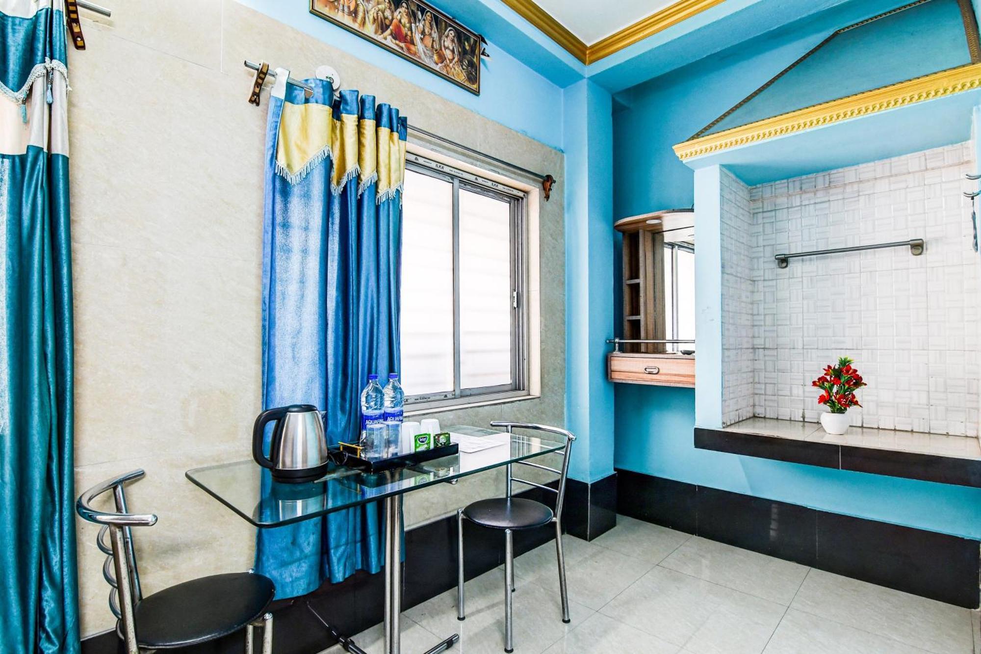 Super Collection O Raj Guest House Near Kolkata Airport Gauripur  Bagian luar foto